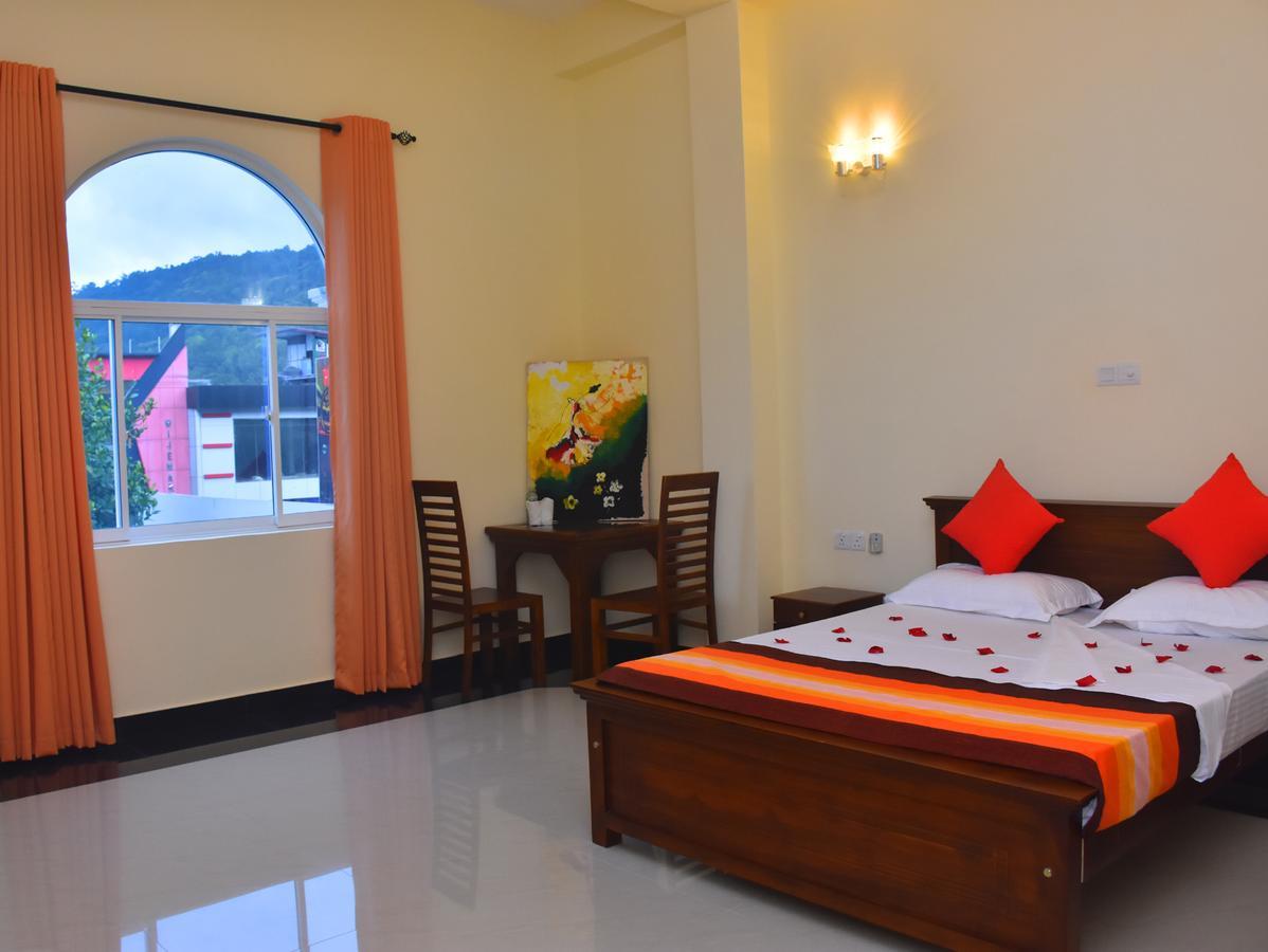Capitalcity Hotel บาดุลลา ภายนอก รูปภาพ