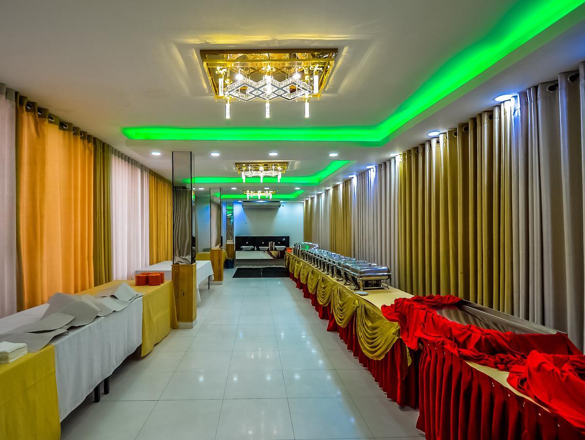 Capitalcity Hotel บาดุลลา ภายนอก รูปภาพ