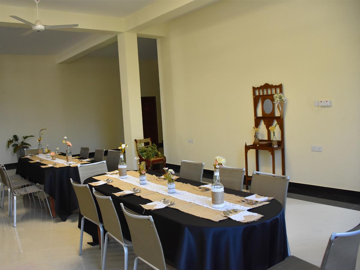 Capitalcity Hotel บาดุลลา ภายนอก รูปภาพ